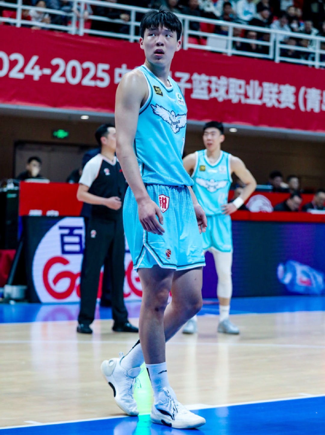 队记给杨瀚森评B-!速度慢让我担心现在对手不会在NBA