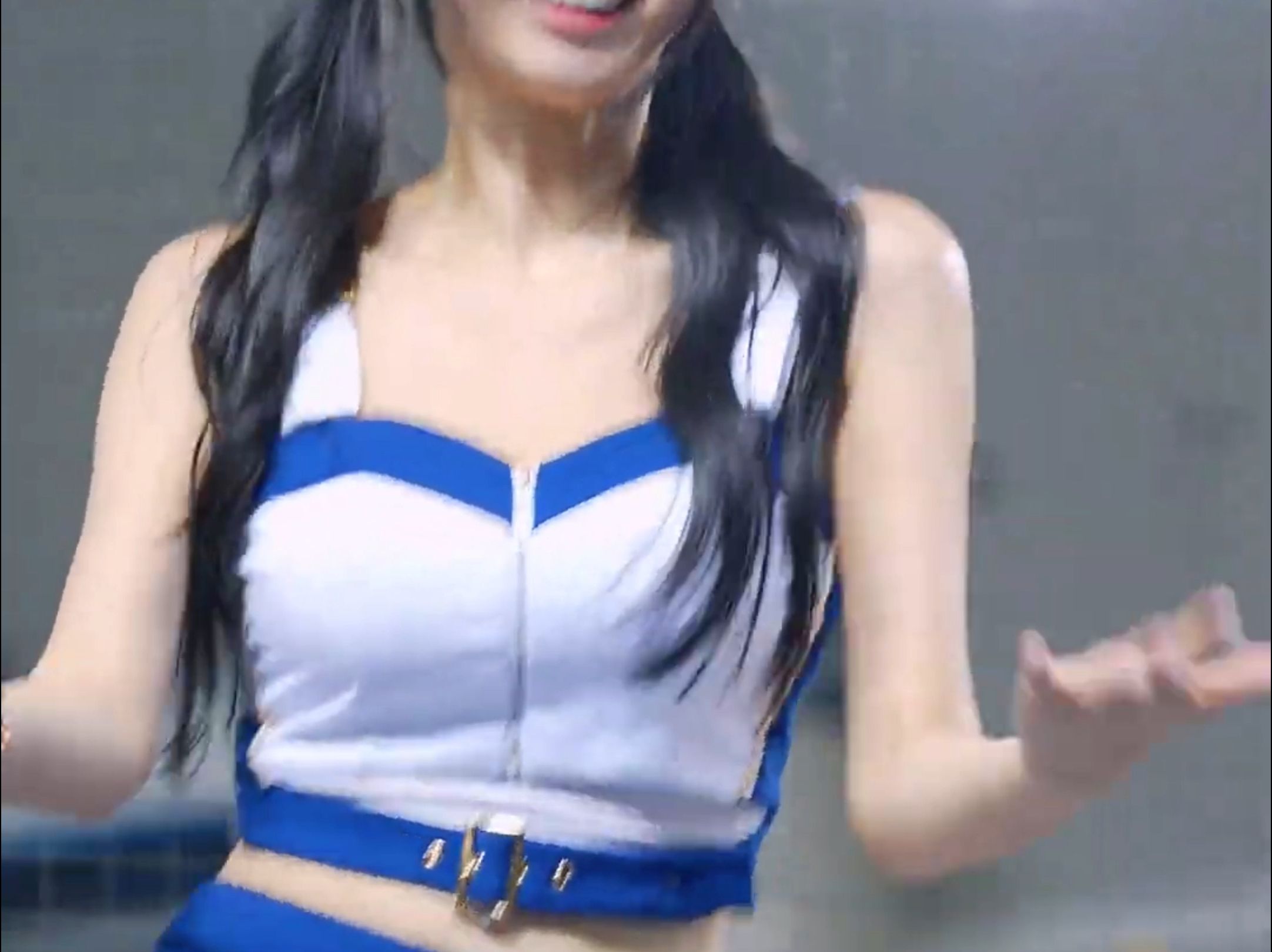 关于江苏啦啦队分享日常：听说你们更爱抽象的美女的信息