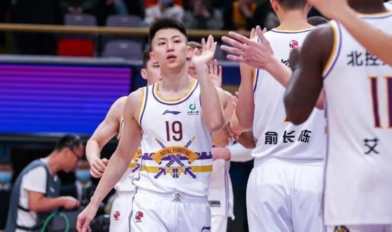 马尚回归，广东瞄准前江苏大外卡巴，朱芳雨尝试两将换陈国豪失败的简单介绍